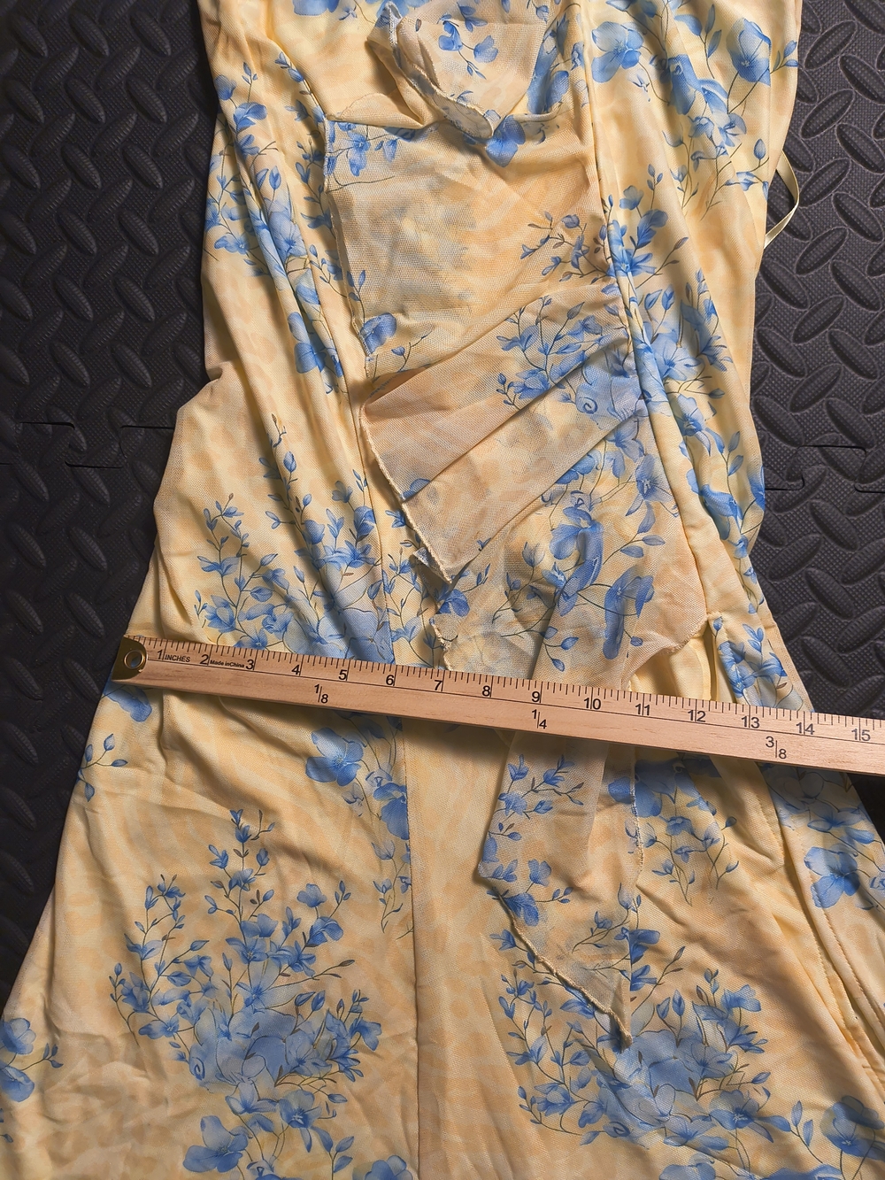 Windsor Chasing Sunlight Floral Cutout Maxi Dress Yellow Size L NWT - Picture 7 of 15